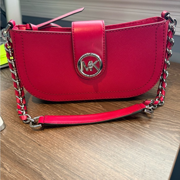 Michael Kors Handbags - Michael Kors Pink Chain Shoulder Bag